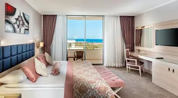 MIRACLE RESORT