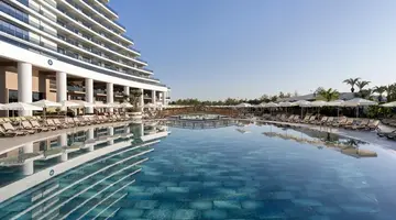 MIRACLE RESORT