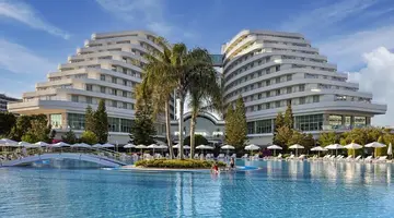 MIRACLE RESORT
