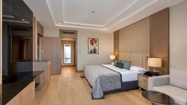 Miracle Resort