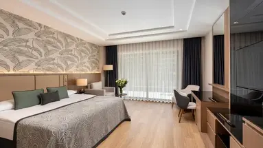Miracle Resort