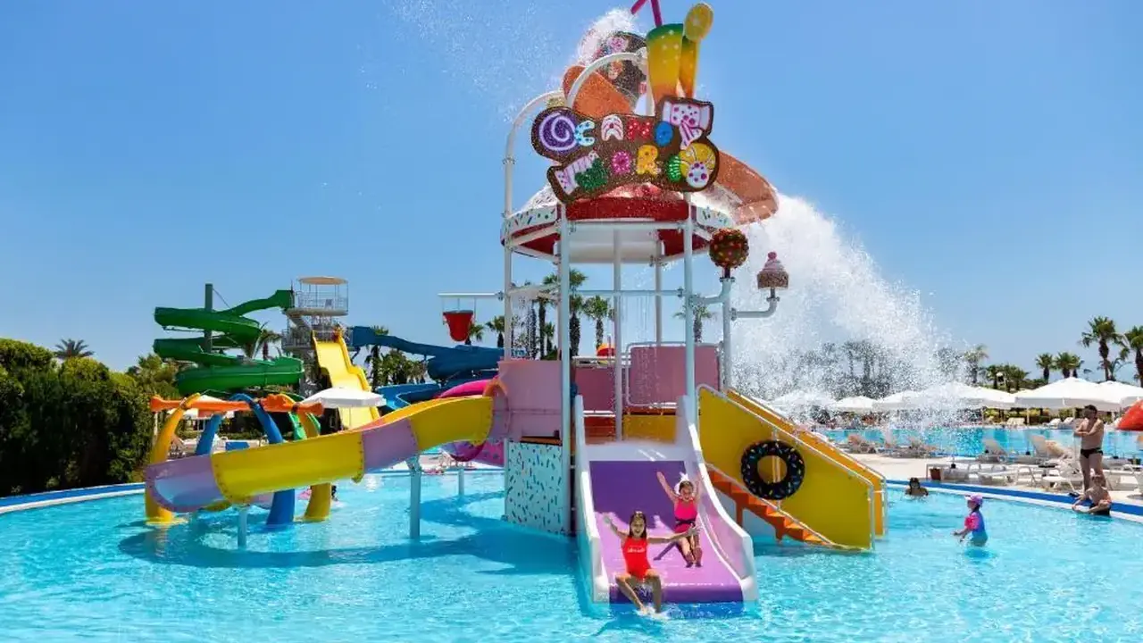 MIRACLE RESORT