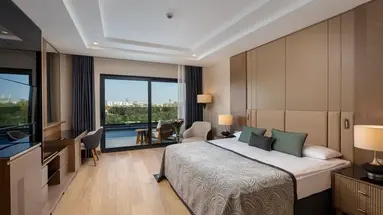 Miracle Resort