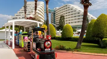 Miracle Resort