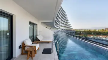 Miracle Resort