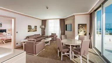 Miracle Resort