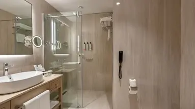 Miracle Resort