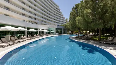 Miracle Resort