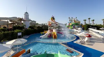 MIRACLE RESORT