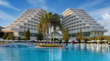 MIRACLE RESORT
