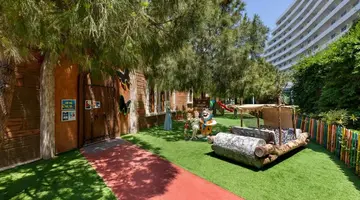 Miracle Resort