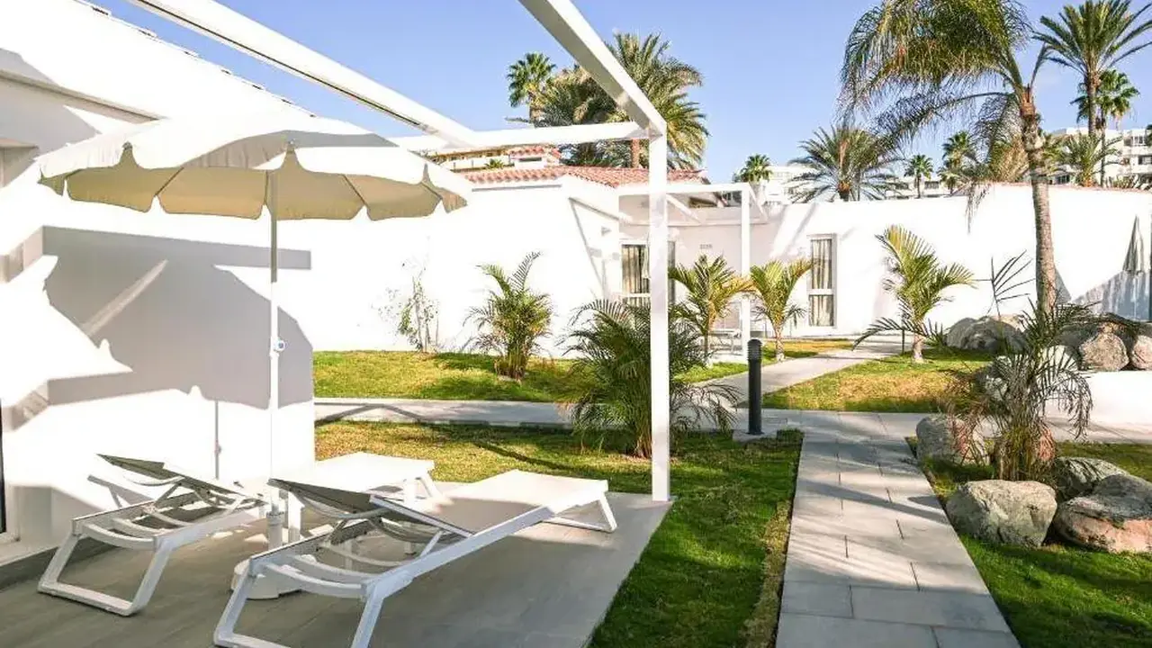 Miraflor Suites Hoteles Lopez