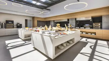 Mirage Chalkida City Resort