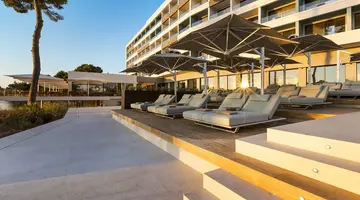 Mirage Chalkida City Resort