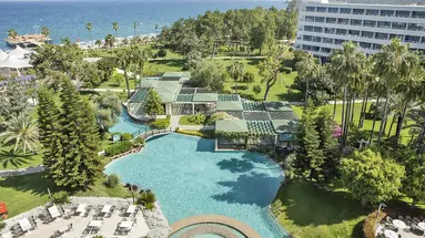 MIRAGE PARK RESORT