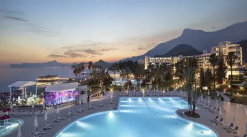 MIRAGE PARK RESORT