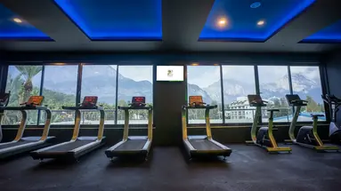 MIRAGE PARK RESORT