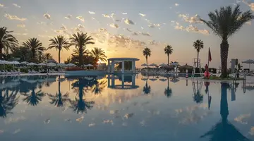 MIRAGE PARK RESORT