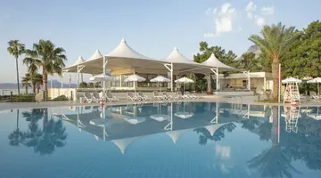 MIRAGE PARK RESORT