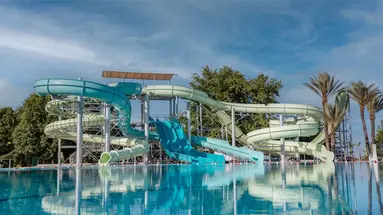 MIRAGE PARK RESORT