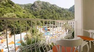 Mirage World
