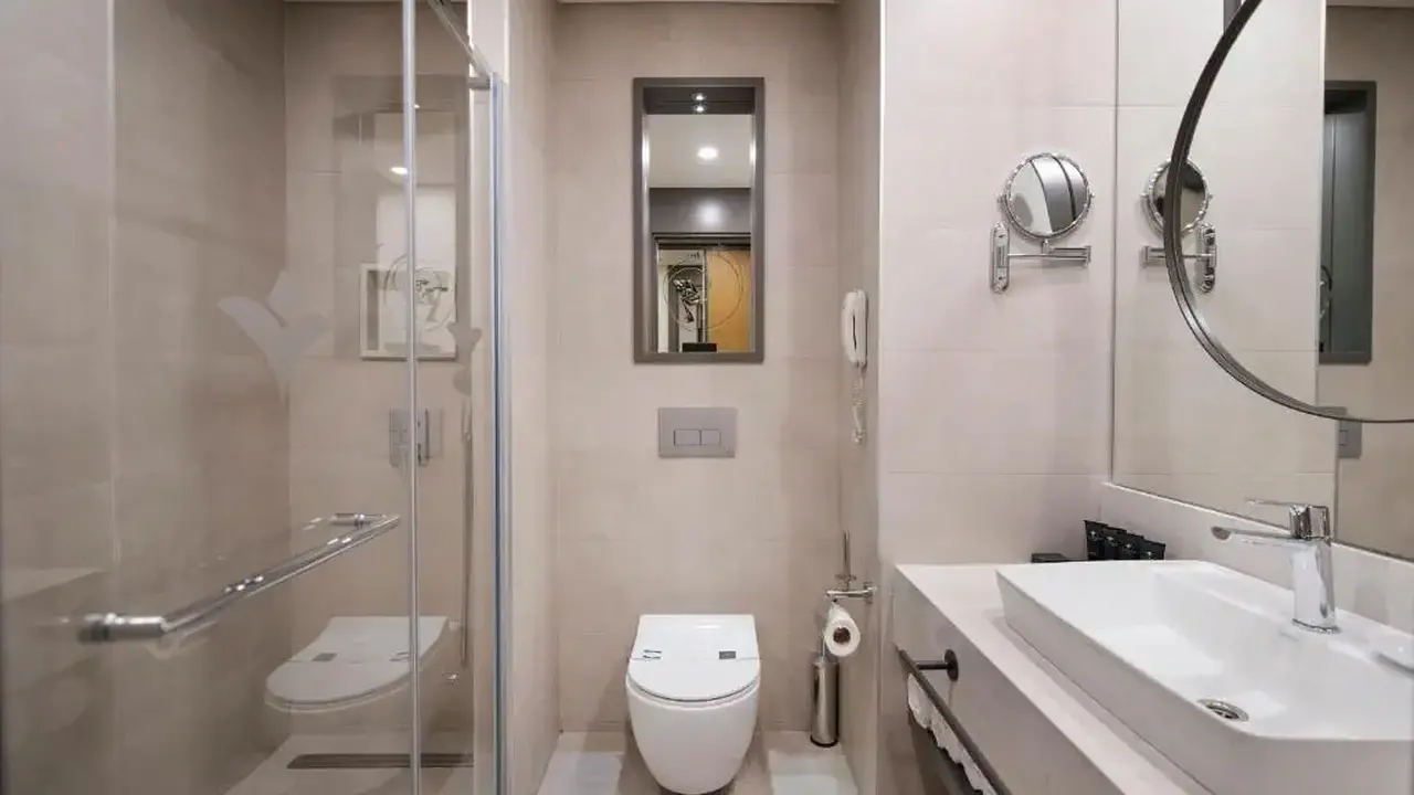 MIRAMARE BEACH HOTEL