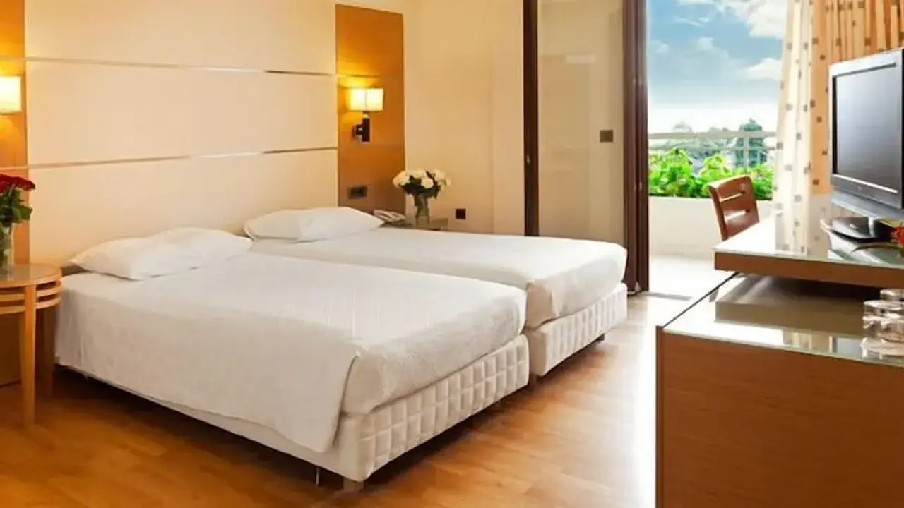 Miramare Hotel Eretria