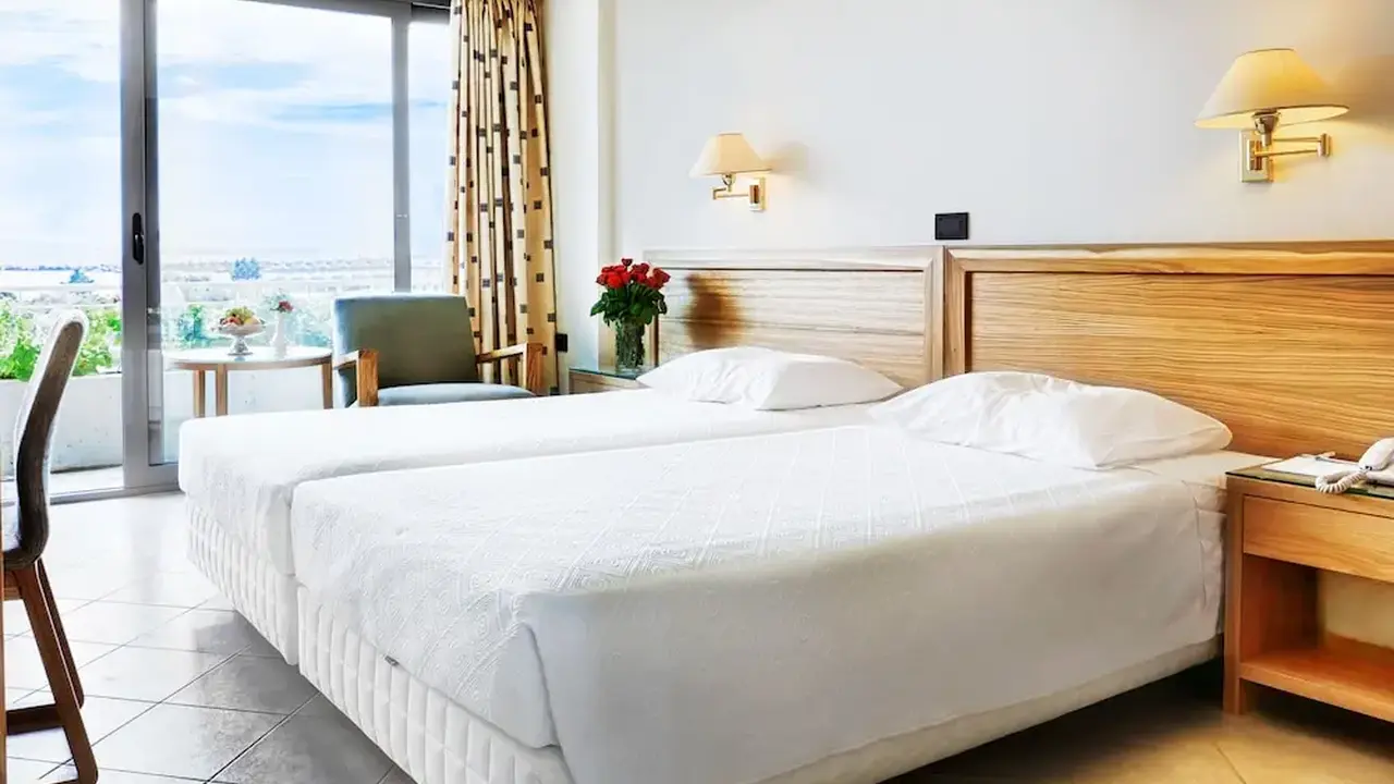 Miramare Hotel Eretria