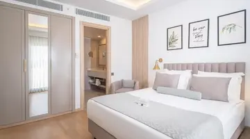 MIRAMARE QUEEN HOTEL
