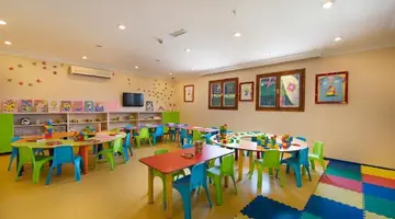 MIRAMARE QUEEN HOTEL