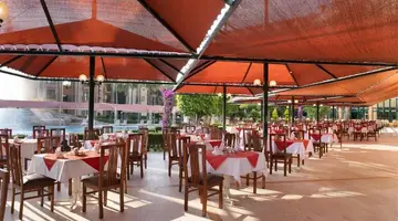 MIRAMARE QUEEN HOTEL