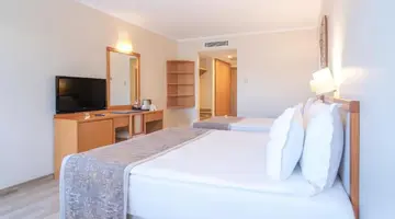 MIRAMARE QUEEN HOTEL