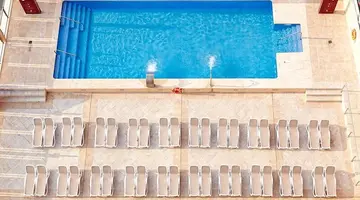 MLL Caribbean Bay Hotel