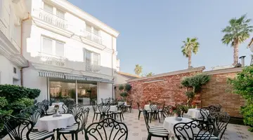 Moenia Boutique Hotel