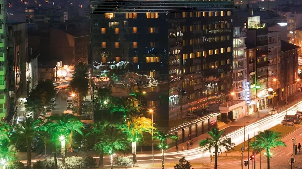Mövenpick Hotel Izmir