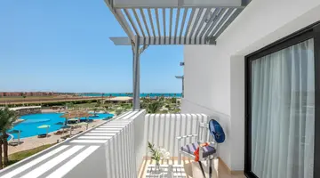 MÖVENPICK RESORT SOMA BAY