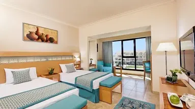 MÖVENPICK RESORT SOMA BAY