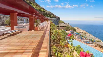 Mogan Princess & Beach Club