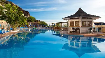 Mogan Princess & Beach Club