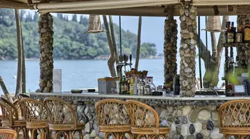 MOLFETTA BEACH HOTEL