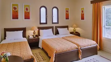 MOLFETTA BEACH HOTEL