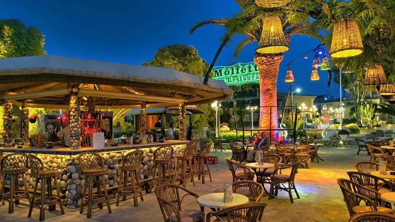 MOLFETTA BEACH HOTEL