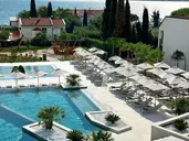 Molum Hotel & Residences