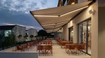 Molum Hotel & Residences