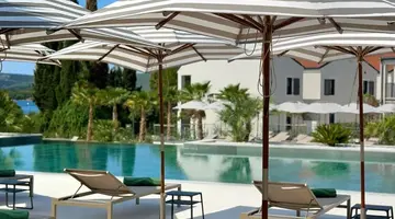 Molum Hotel & Residences