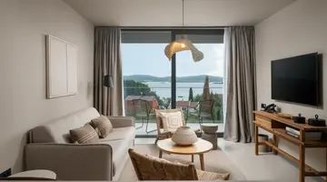 Molum Hotel & Residences