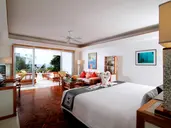 MOM TRI'S VILLA ROYALE