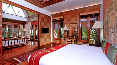 MOM TRI'S VILLA ROYALE