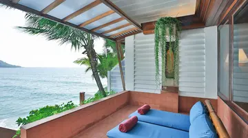 MOM TRI'S VILLA ROYALE