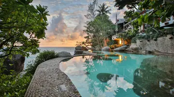 MOM TRI'S VILLA ROYALE